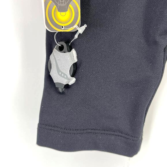 Saucony Atlas Snow Shoe Promo Pullover Shirt With Flashlight Mens Size XL Black - Picture 4 of 10